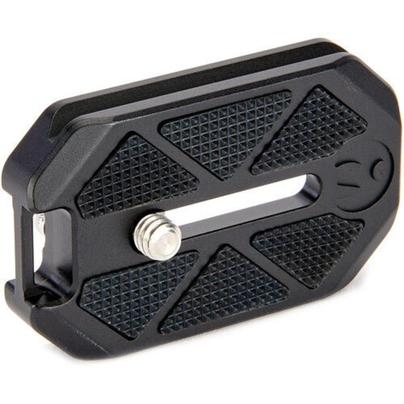 3 Legged Thing QR7 v2 38mm x 60mm Arca Swiss Compatible Quick Release Plate - Darkness Series, Black