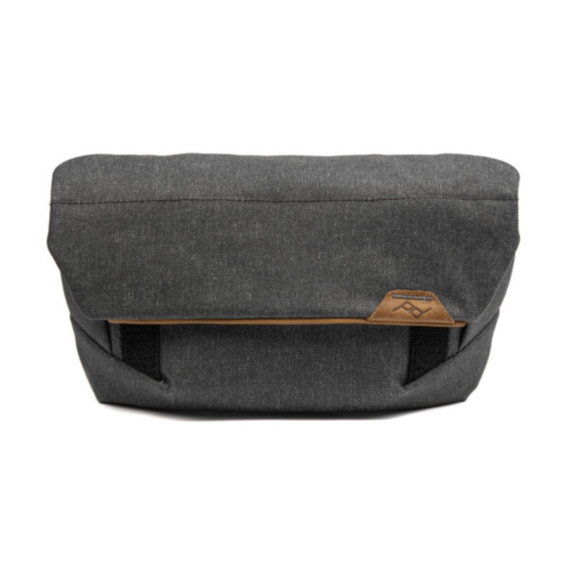 Peak Design Field Pouch v2 (Charcoal) (2025)