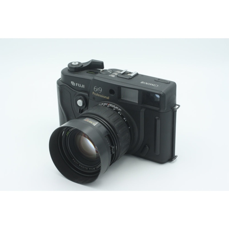 Used Fujifilm GW690III with 90mm Lens - Used Very Good