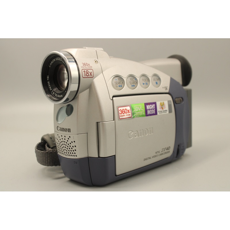 Used Canon ZR40 Mini DV Camcorder  Used Very Good