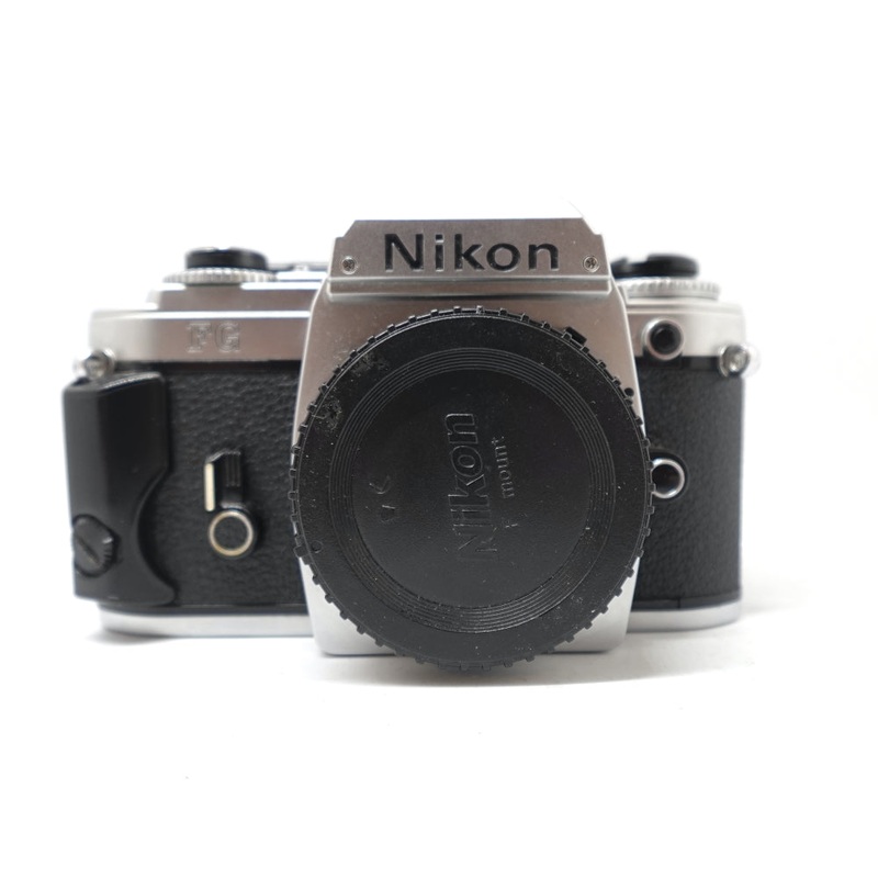Used Nikon FG 35mm SLR Camera Body | Chrome | U8