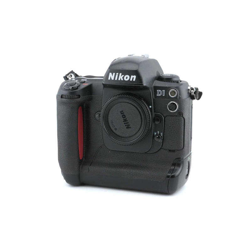 Nikon D1