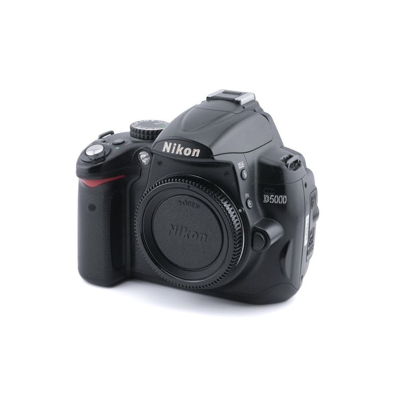 Nikon D5000