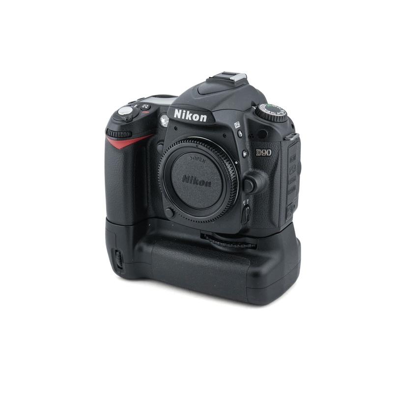 Nikon D90 + MB-D80 Multi-Power Battery Pack