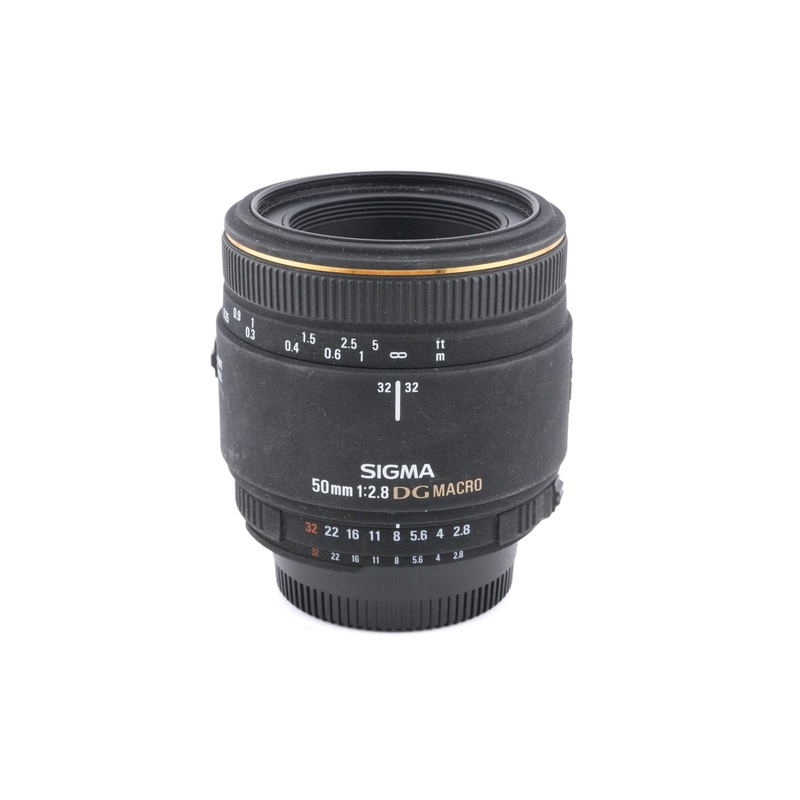 Sigma 50mm f2.8 EX DG Macro