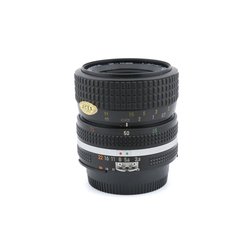Nikon 35-70mm f3.3-4.5 Zoom-Nikkor AI-S