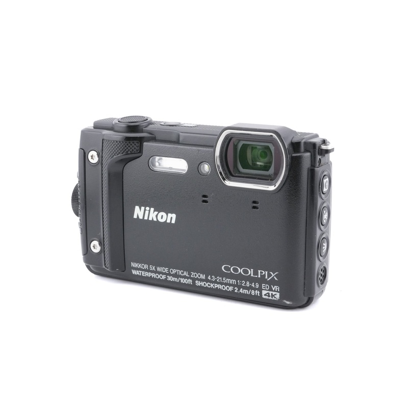 Nikon Coolpix W300