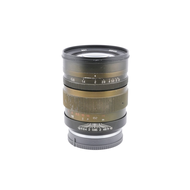 Mitakon 50mm f0.95 Speedmaster Zhongyi