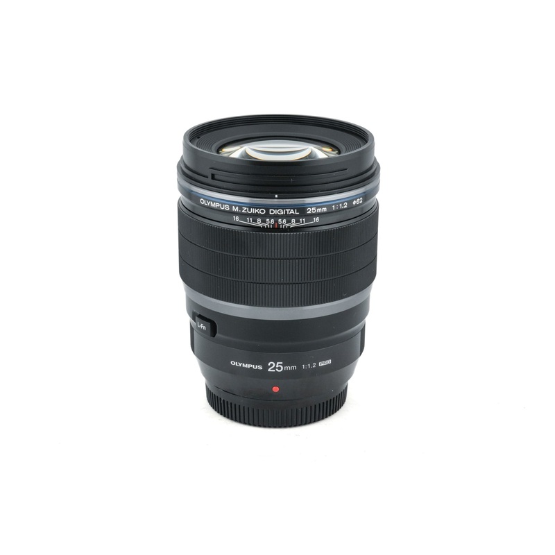 Olympus 25mm f1.2 Pro M.Zuiko Digital