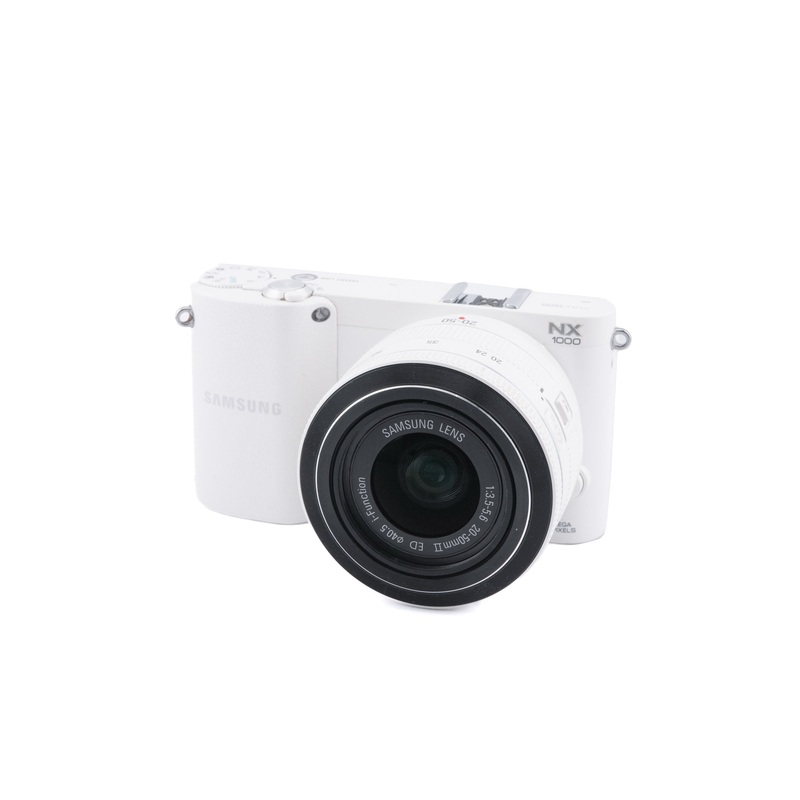 Samsung NX1000 + 20-50mm f3.5-5.6 II ED i-Function