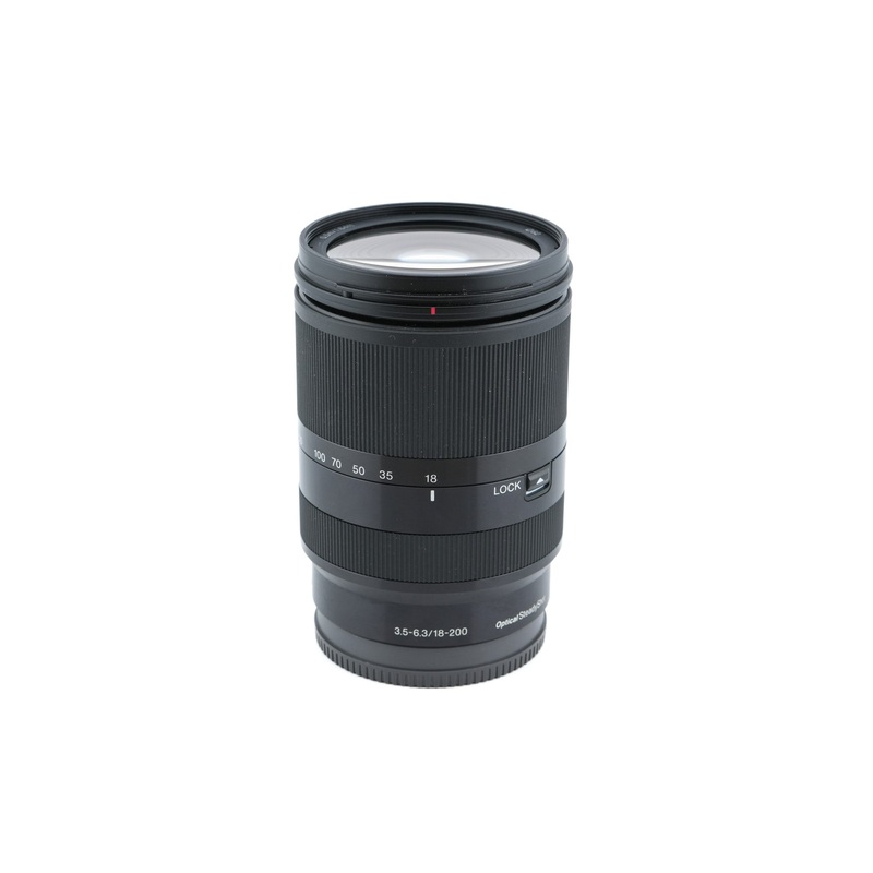 Sony 18-200mm f3.5-6.3 OSS LE