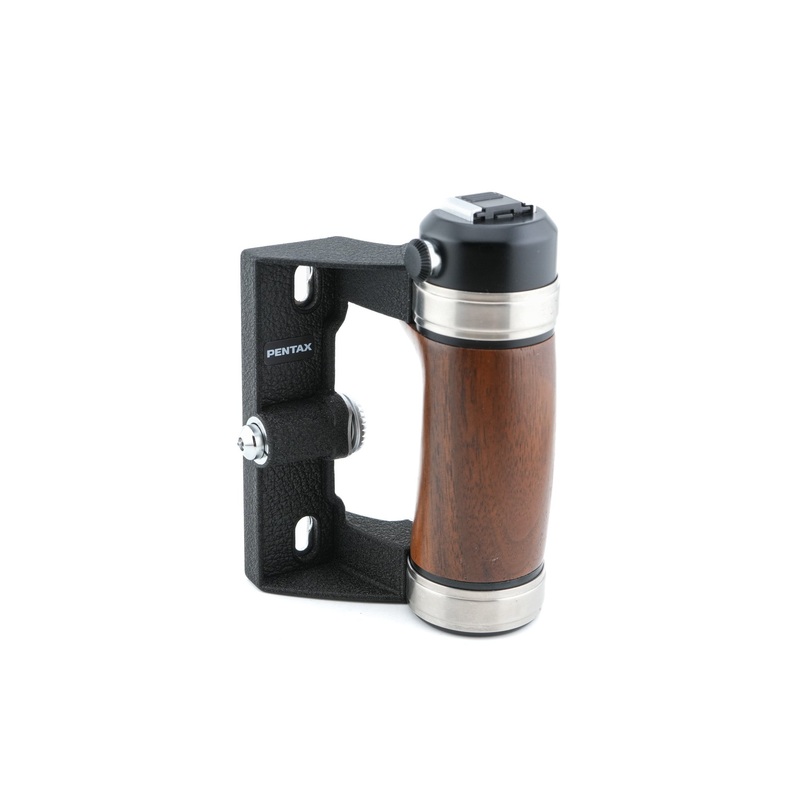Pentax 67 II Hot Shoe Grip