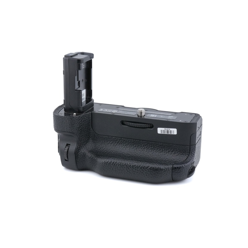 Sony  Vertical Grip VG-C2EM