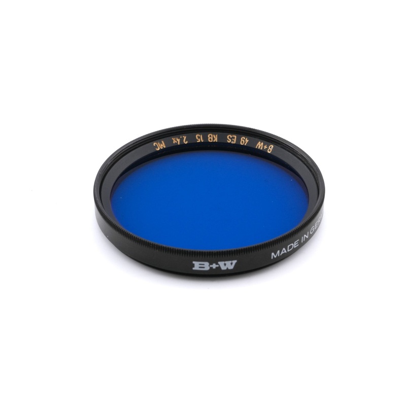 B+W 49mm Color Correction Filter KB15 2.4x MC (80A)
