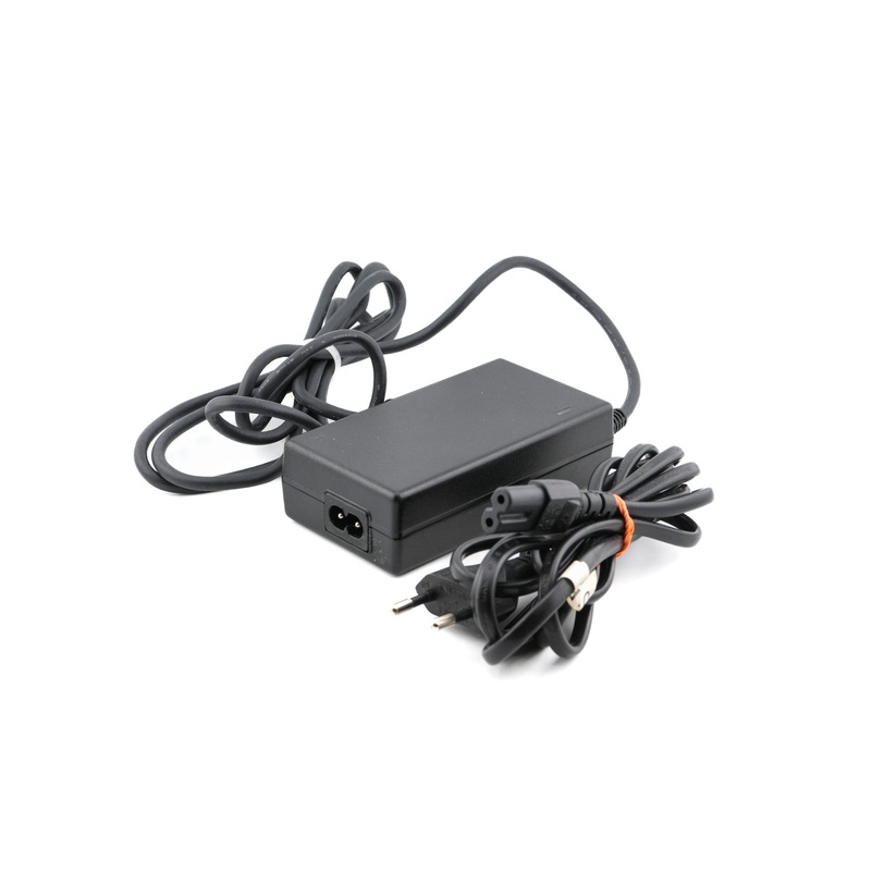 Nikon  EH-5 AC Adapter