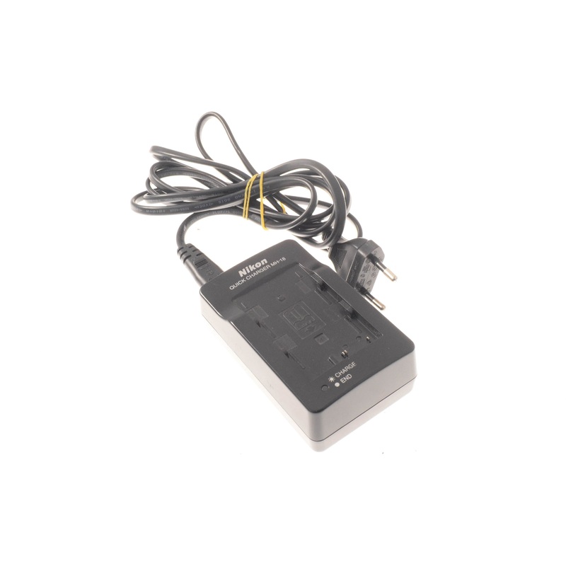 Nikon MH-18 Quick Charger